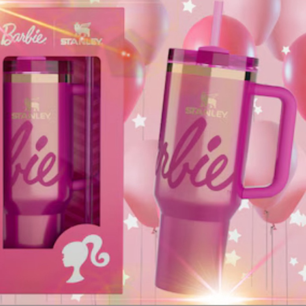 💗 NIB-Barbie Stanley 💗